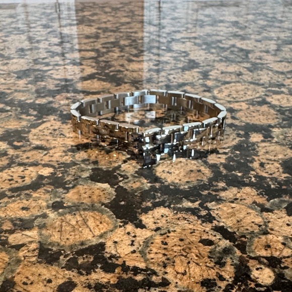Alex and Ani Shiny Silver watch strap Bracelet - Picture 1 of 3